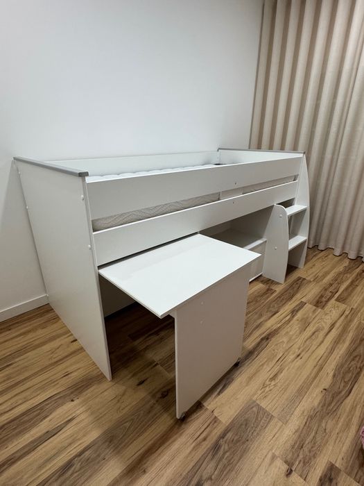 Cama alta criança Nova