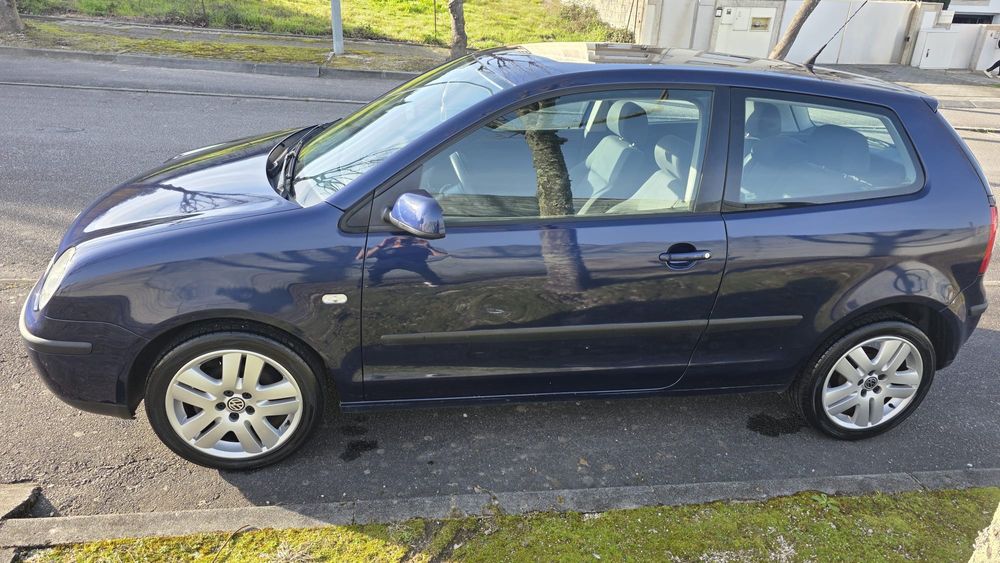 Volkswagen Polo 1.2 Confortline - 2002