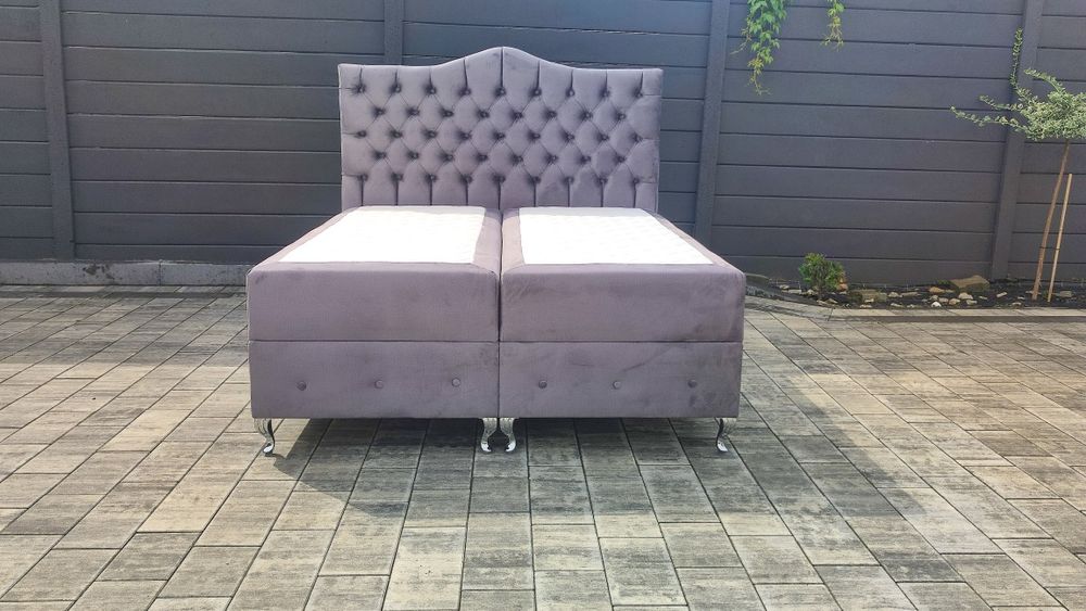 Piękne Łóżko Kontynentalne Głęboko Pikowane Glamour