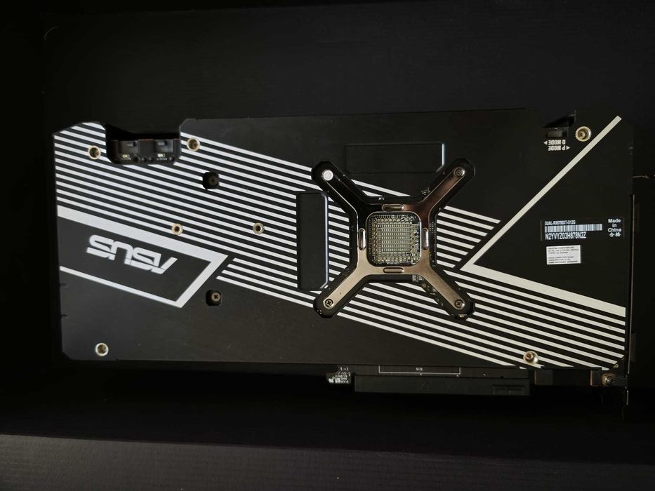 ASUS Dual AMD Radeon RX 6700 XT OC Edition Placa Gráfica