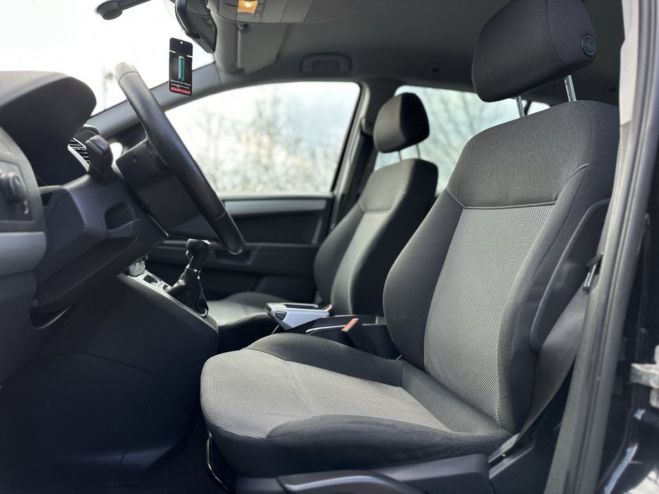 Продам Opel Zafira B 2009