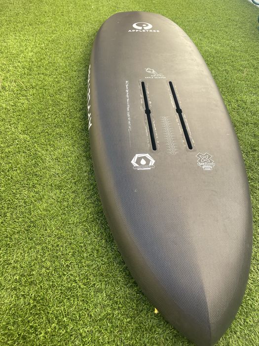 Appletree Skipper Downwind Prone 45L – Full Carbon – Excelente esta