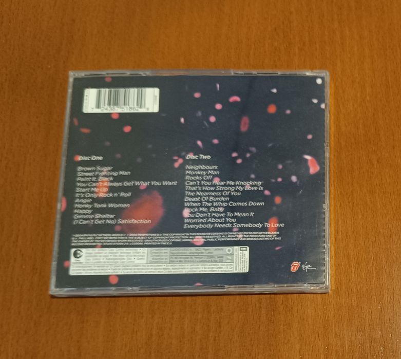 CD de Rolling Stones e SuperHeavy como Novos.