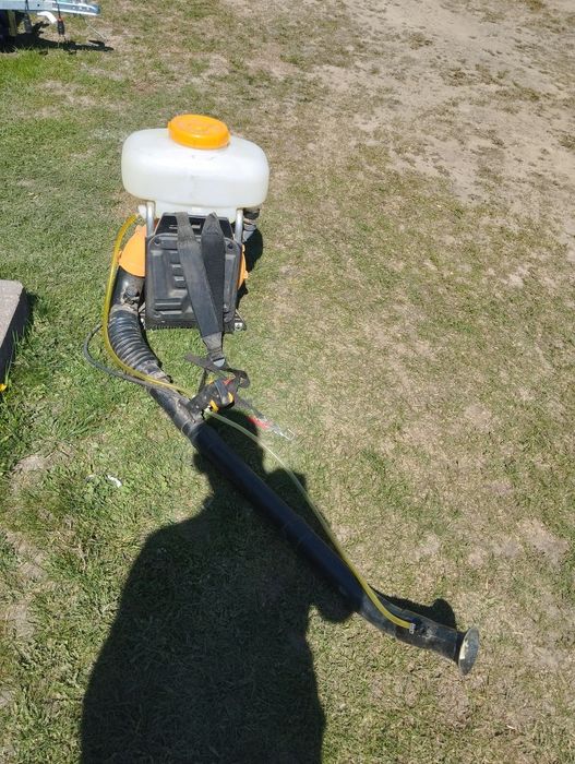 Opryskiwacz spalinowy 14 l