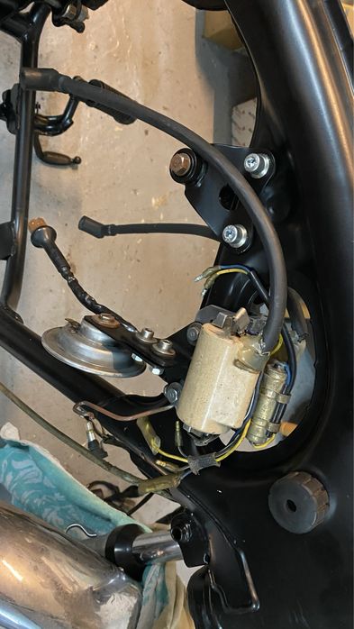 Honda CB 250 B4 | Projeto final de restauro