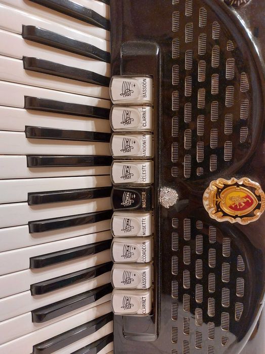 Akordeon Marinucci 120