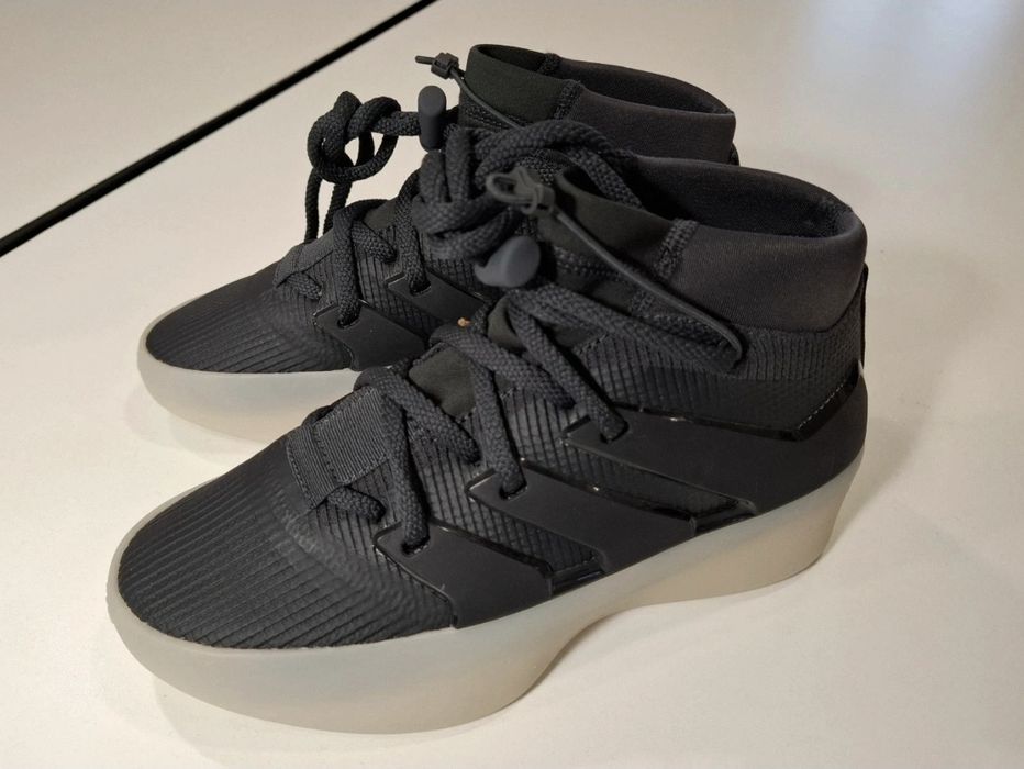 Ténis Adidas Fear of God