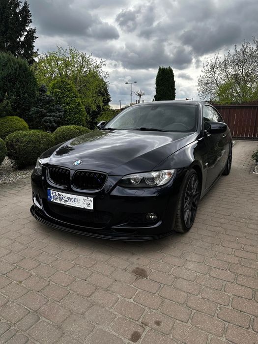 Nerki Grill Nakładki BMW E92 E93 Przedlift czarny połysk