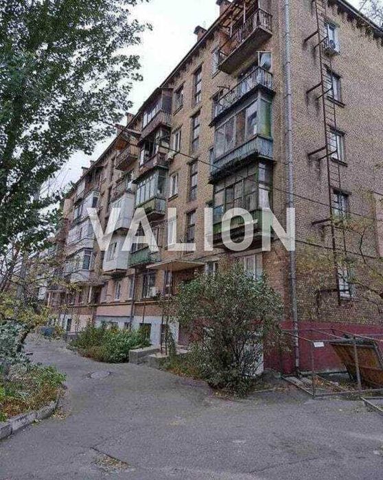 Продаж 1к квартири на вул. Набережно-Лугова 3, Подільський район Правий берег