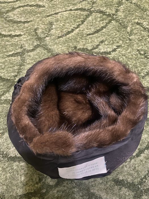 Норковий берет новий