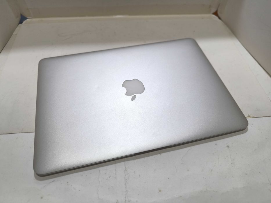 Apple Macbook AIR 13 i5 ssd 128GB