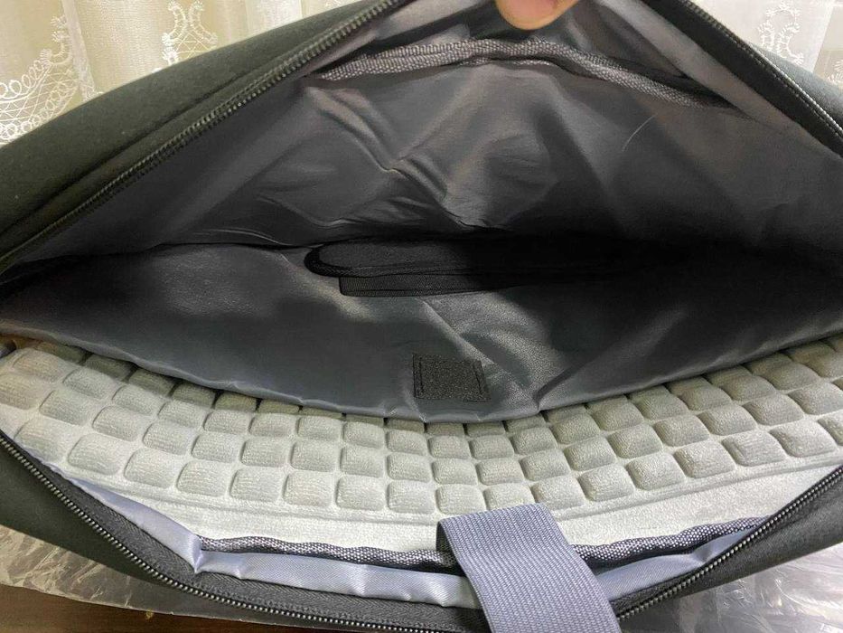 Сумка для ноутбука 17.3" Taikesen (QN-668), black,. нові, прочні