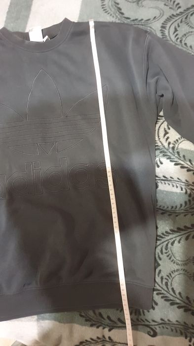 Кофтинка Adidas.