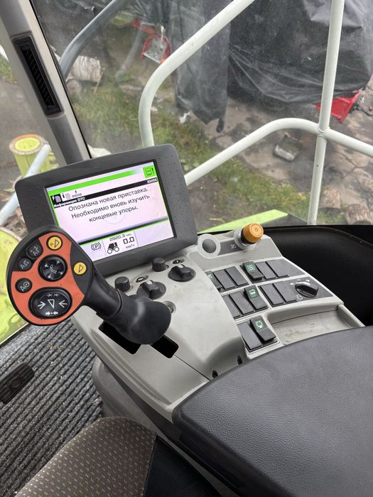 Силосний комбайн Claas Jaguar 850