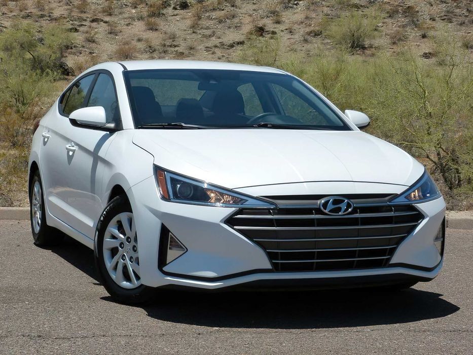 Hyundai Elantra 2020 — авто з США, оригінальний пробіг | від $5 000