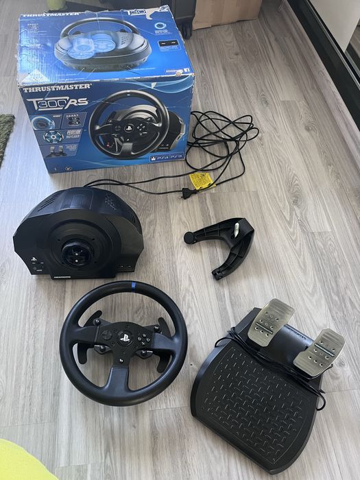 Kierownica Thrustmaster T300RS (PS5/PS4/PC)