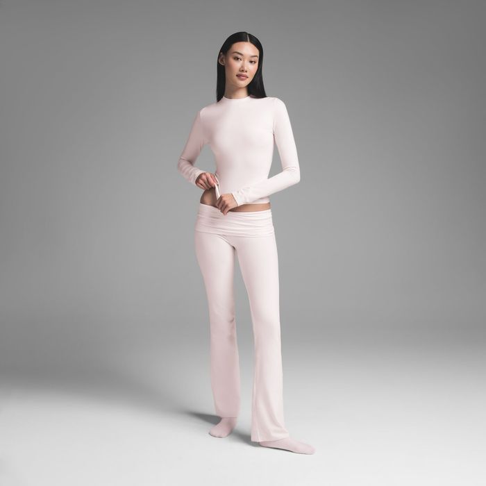 Жіночий лонгслів SKIMS Cotton Jersey Long Sleeve T-Shirt ОРИГІНАЛ