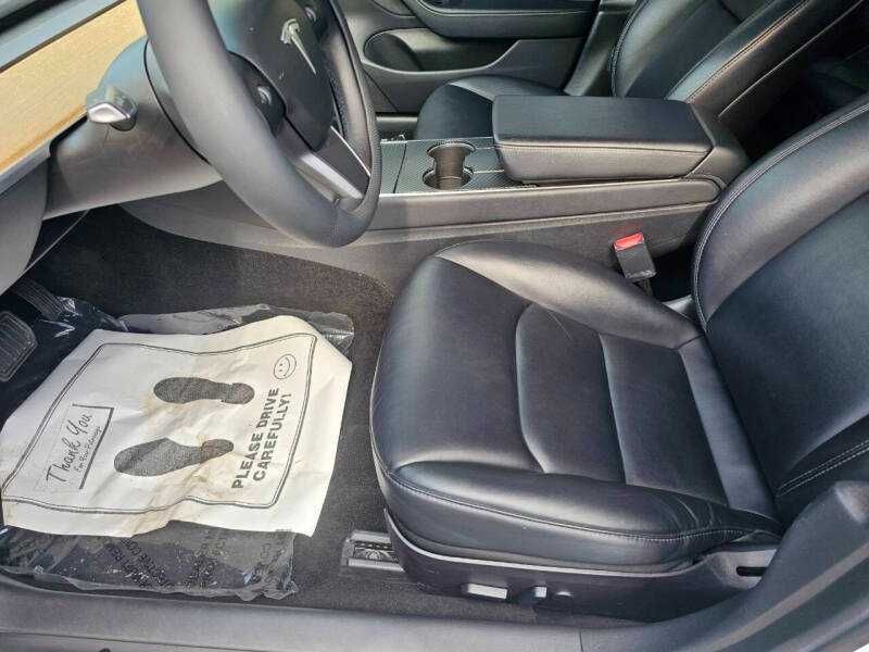 Tesla Model 3 Standard Range 2019