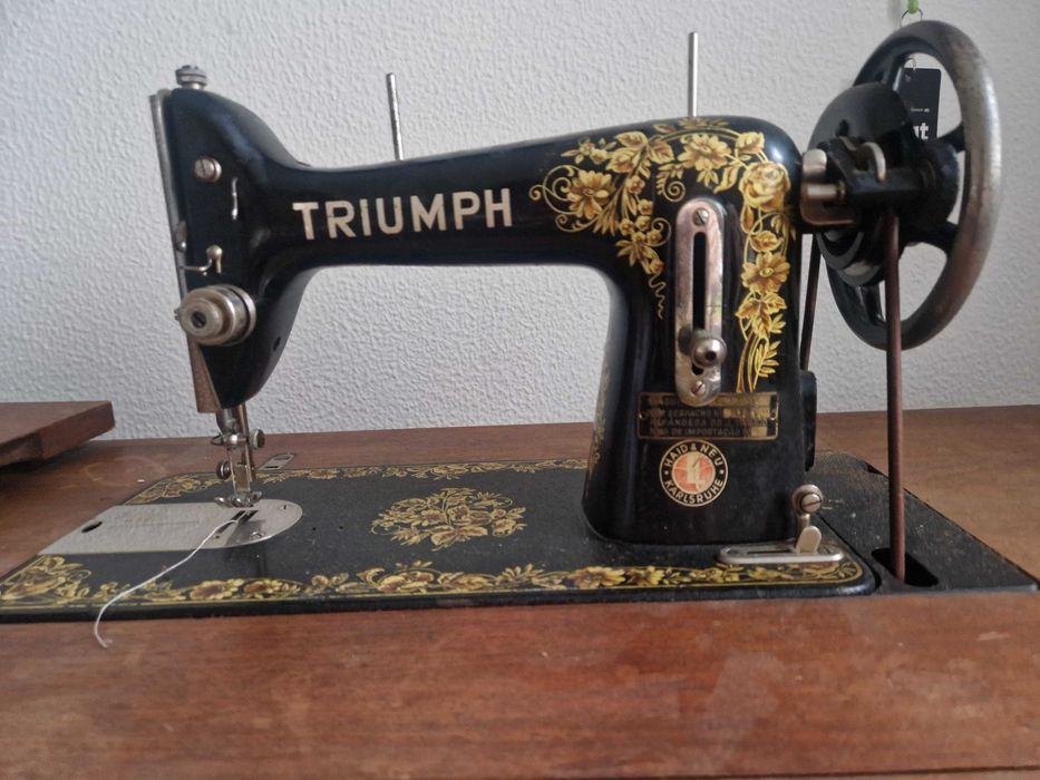 TriumphMáquinaUrgente