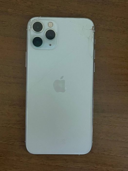 Iphone 11 pro 256 Срочно продам только писать, не звонить