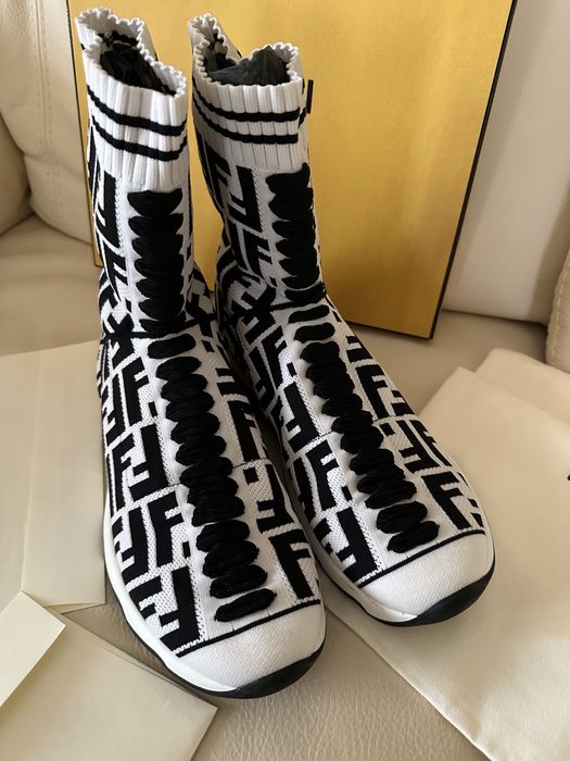 Кроссовки Fendi, 40