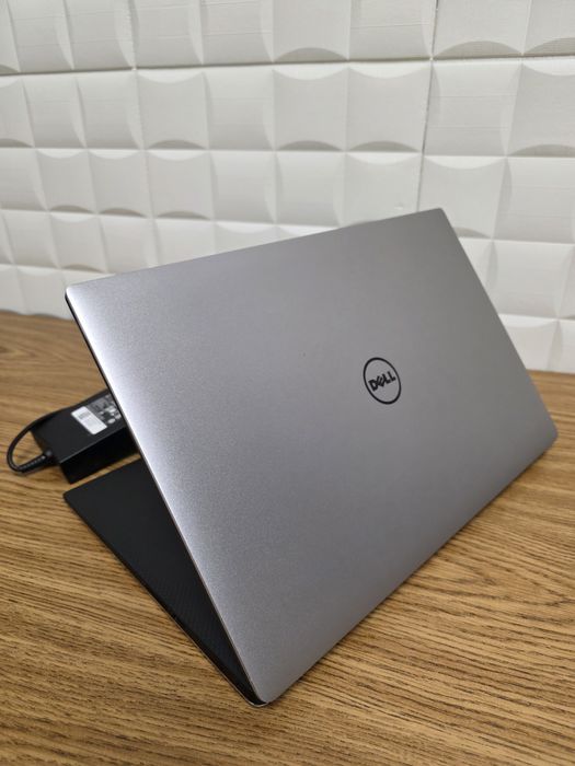 Игровой топовый Dell 15.6" / Core i7 / Quadro / 16GB / SSD 512 Gb
