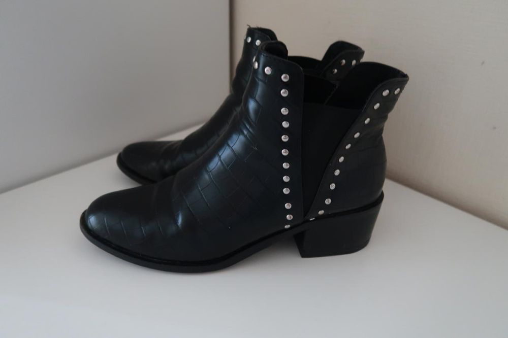 Стильні черевики Steve Madden 38