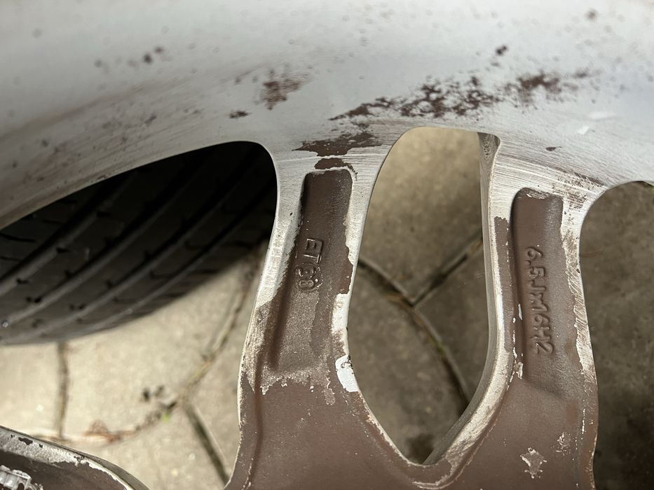 Диски титани комплект R 16 розболтовка 5/100 Volkswagen Skoda Audi