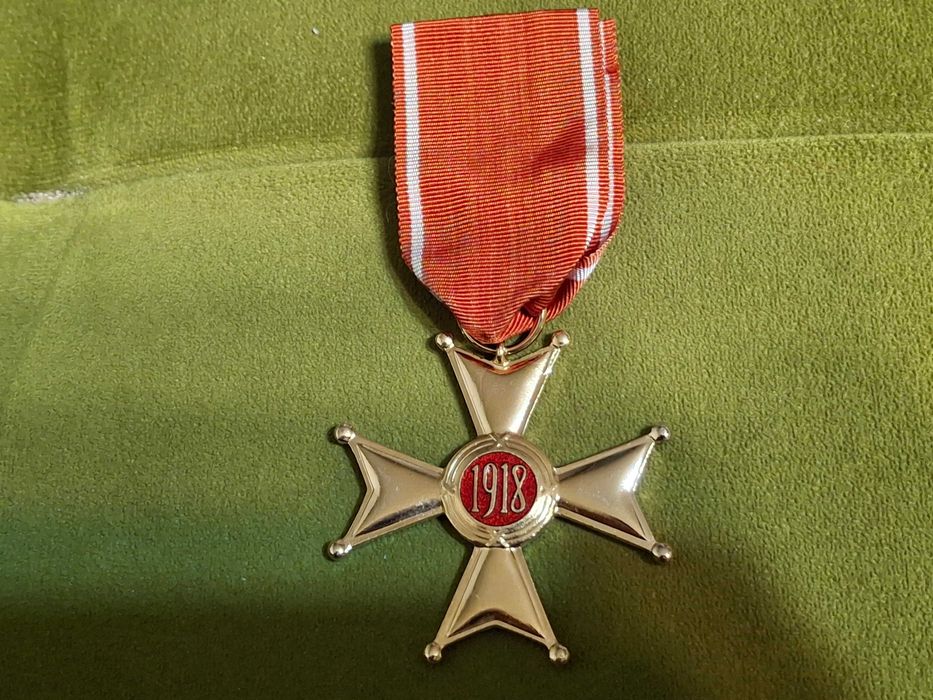 Krzyż Oficerski Polonia Restituta, Polonia Restituta 1918