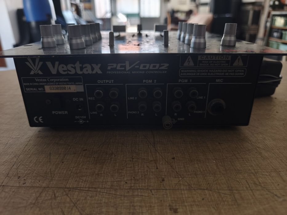 Vestax PCV-002 DJ Mixer