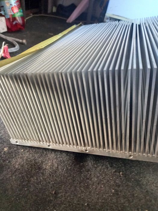 Радіатор великий 407×267×133мм охолодження транзисторів