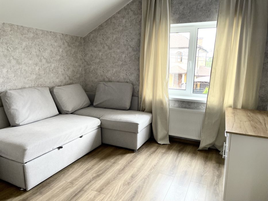 В суботу вільно. Будинок подобово Святопетрівське 7 км від Кільцевої