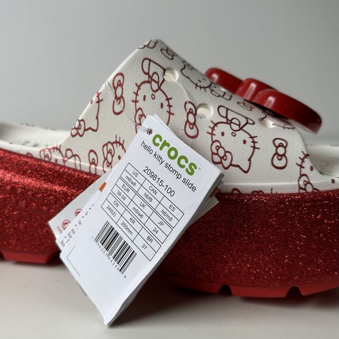 Klapki na platformie CROCS HELLO KITTY STOMP SLIDE 38-39 M6/W8