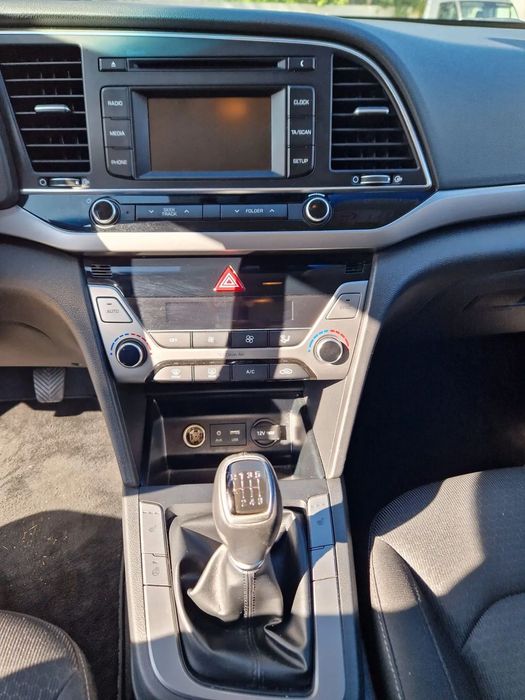 Hyundai Elantra Drugi właściciel, salon Polska, 130.000 km