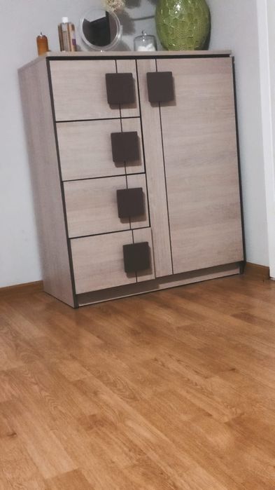 Młodzieżowa szafa wraz z komodą