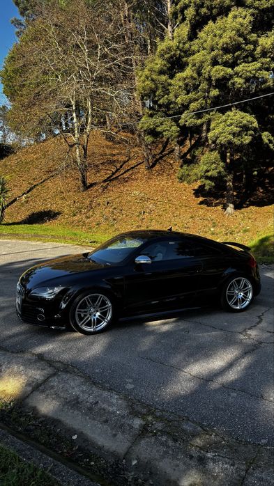 Audi TTS Quattro - S-Tronic