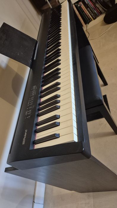 Teclado (piano digital)  ROLAND  FP30