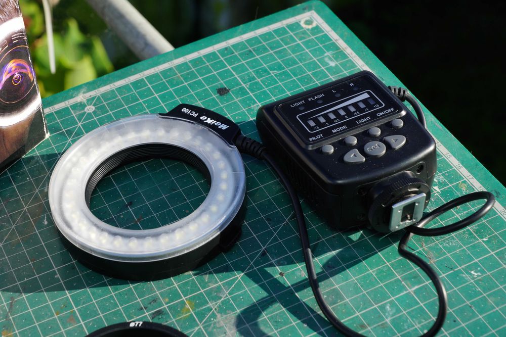 Flash Ring Led a pilhas com sete adaptadores 52 a 77 milímetros