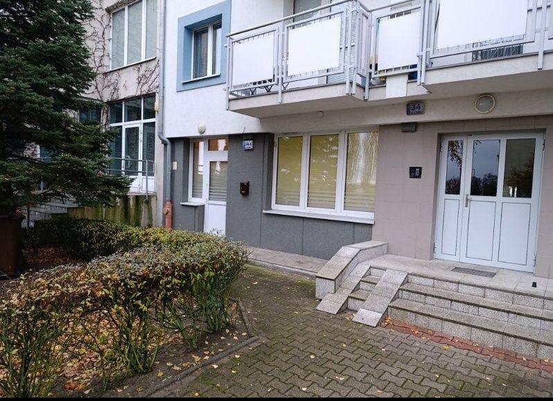 Do sprzedania lokal uslugowy/ mieszkanie