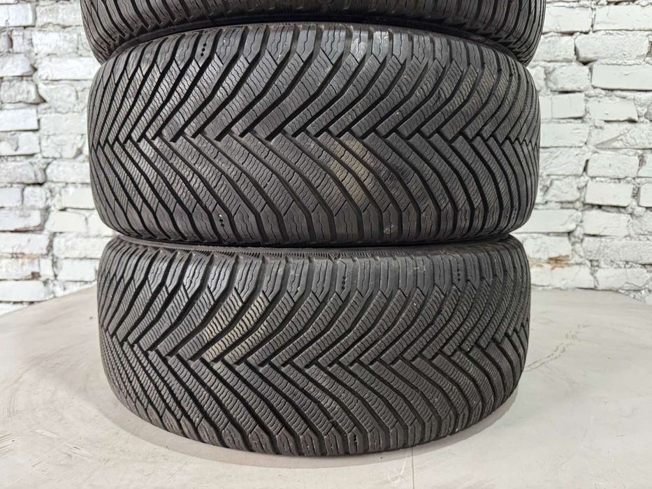 Зимові шини Michelin 225/50 r17