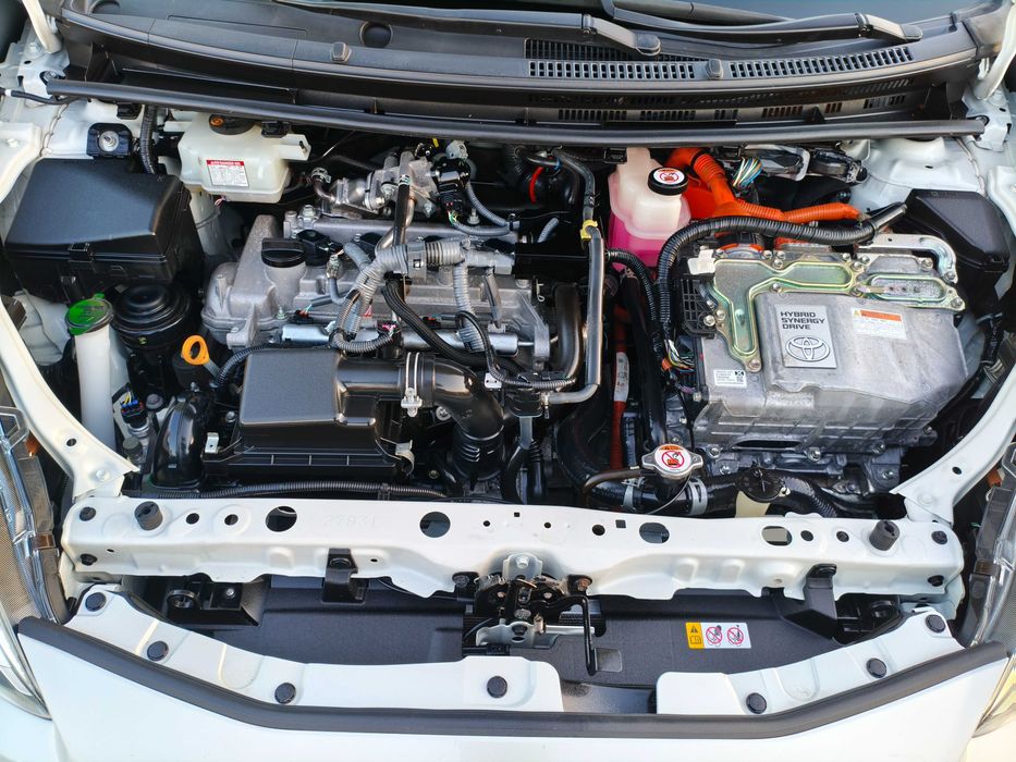 Продам Toyota Aqva 2020 гібрид 360 камери
