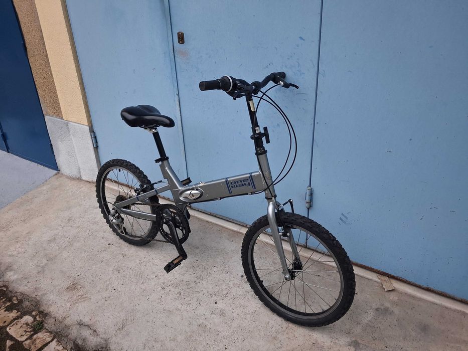 Bicicleta de alumínio articulada roda 20 pronta a pedalar