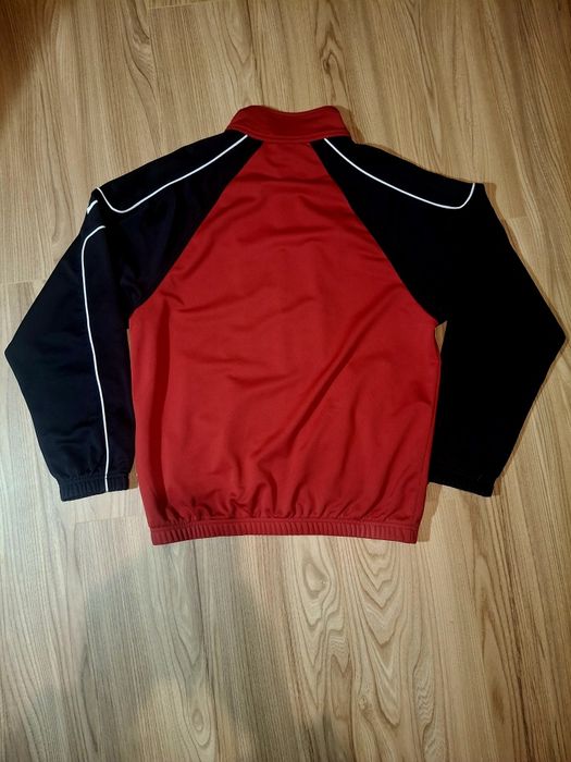 Продам кофту Nike