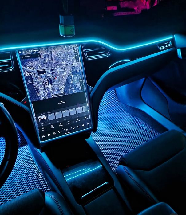 Підсвітка салону контурна Ambient Light Контурна підсвітка Tesla