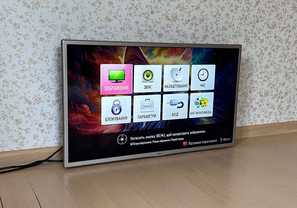 Телевізор LG 32LF5610 (32" LED IPS Full HD / DVB-T2 / HDMI / USB)