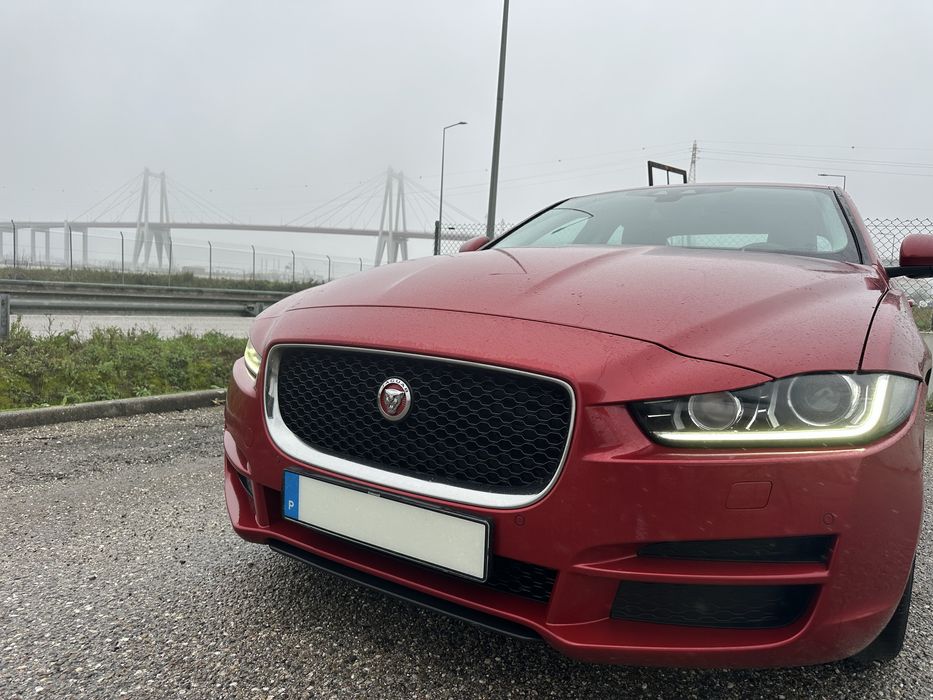 Jaguar XE 2.0D Prestige Caixa Automatica Aceito Retoma