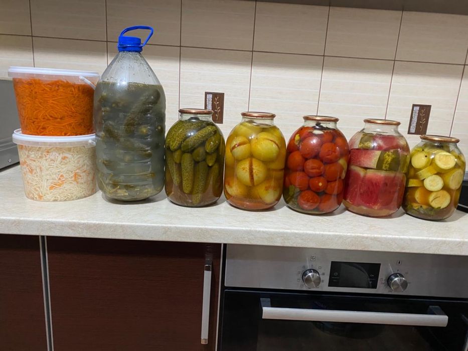 Продаю консервацію