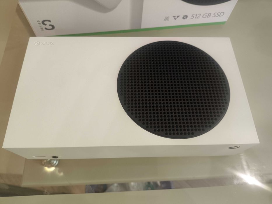 Ігрова консоль Xbox Series S 512GB біла