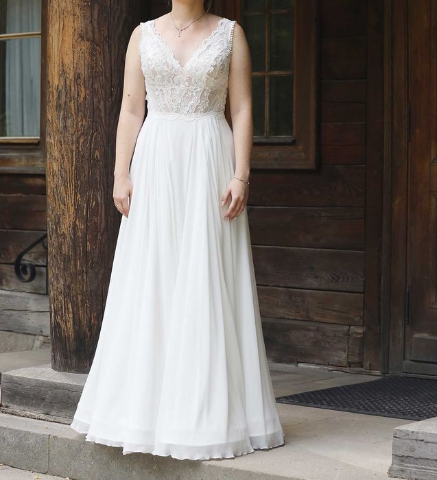 Sprzedam suknię ślubną salon Madonna w Gdyni i długi welon kolor ivory