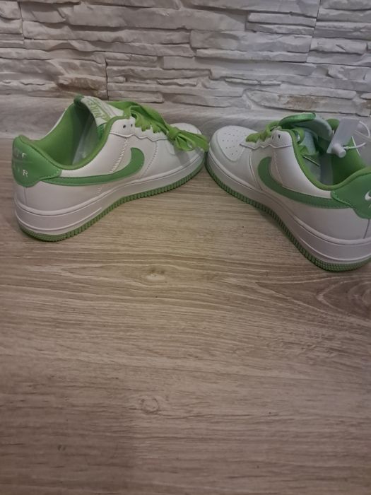 Nike Air Force 1